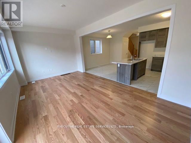 24 Monteith Drive, Brantford, Ontario  N3T 0W6 - Photo 10 - X12707684