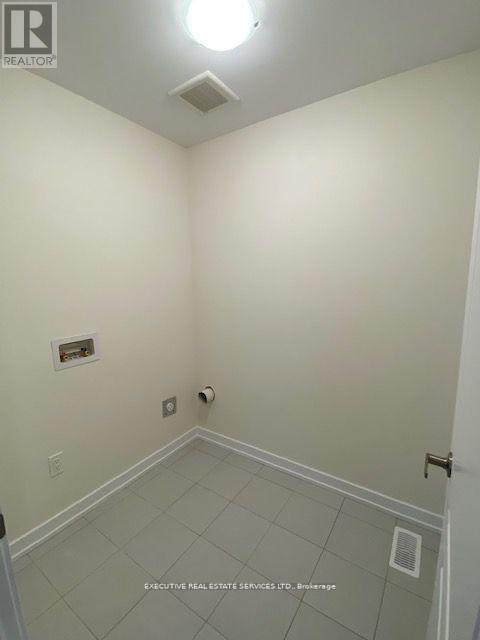 24 Monteith Drive, Brantford, Ontario  N3T 0W6 - Photo 18 - X12707684