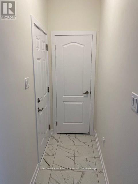 24 Monteith Drive, Brantford, Ontario  N3T 0W6 - Photo 4 - X12707684