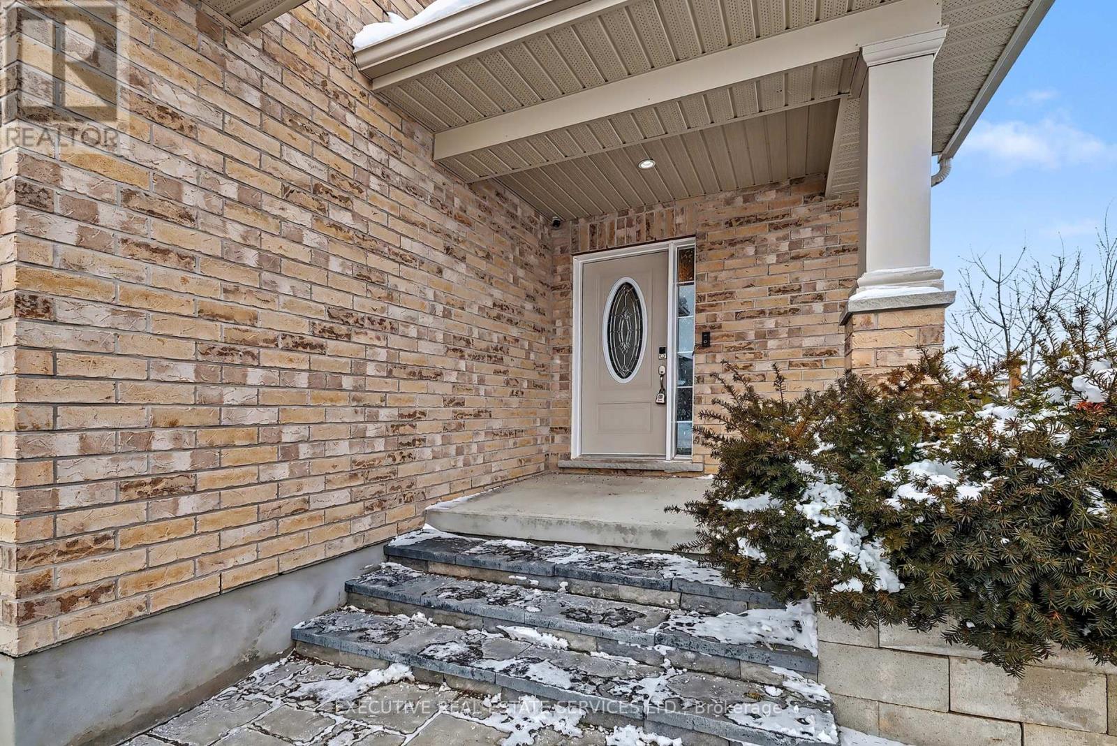 224 Fleming Road, Guelph, Ontario  N1E 0K7 - Photo 7 - X12707686