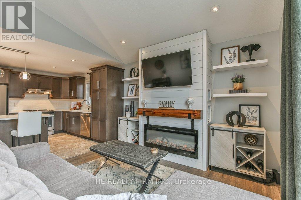 92 Westlake Drive, St. Thomas, Ontario  N5P 0B7 - Photo 14 - X12707746