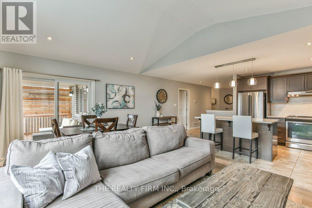 92 Westlake Drive, St. Thomas, Ontario  N5P 0B7 - Photo 19 - X12707746