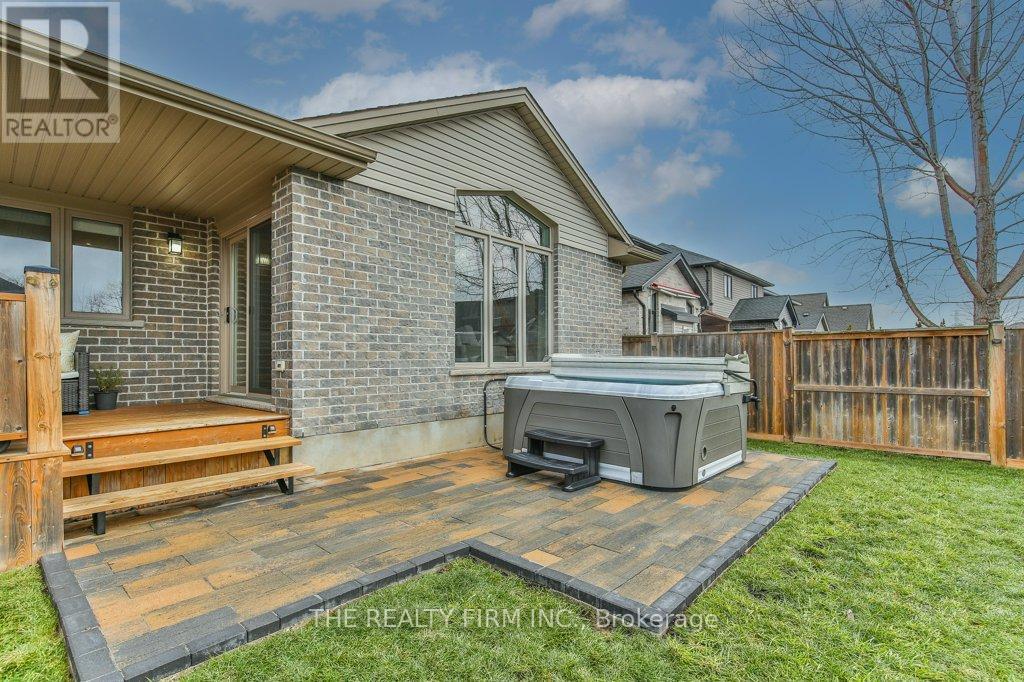 92 Westlake Drive, St. Thomas, Ontario  N5P 0B7 - Photo 46 - X12707746