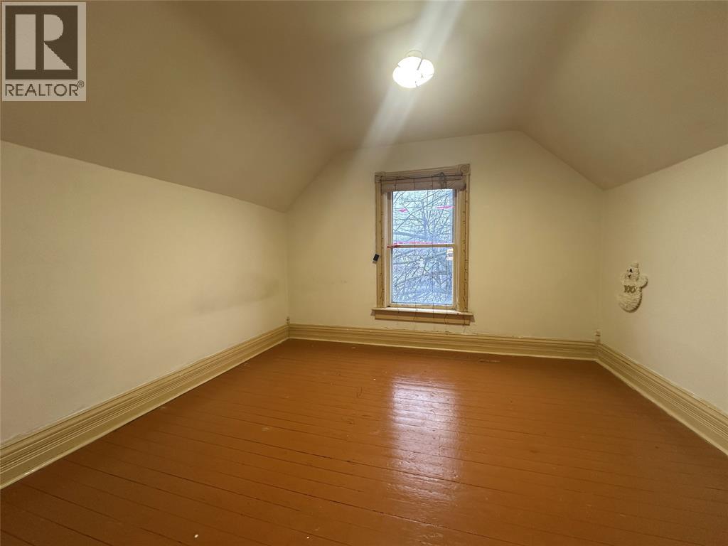 305 St Clair Street, Chatham, Ontario  N7L 3J8 - Photo 12 - 26000952