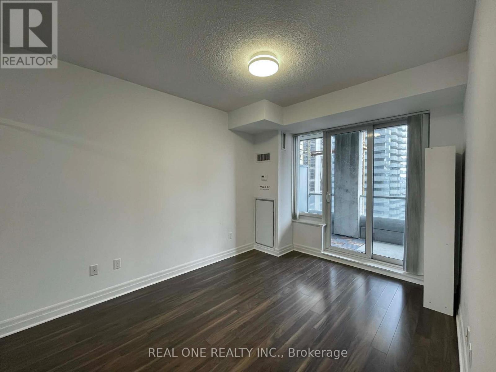 3004 - 35 Balmuto Street, Toronto, Ontario  M4Y 0A3 - Photo 11 - C12707740