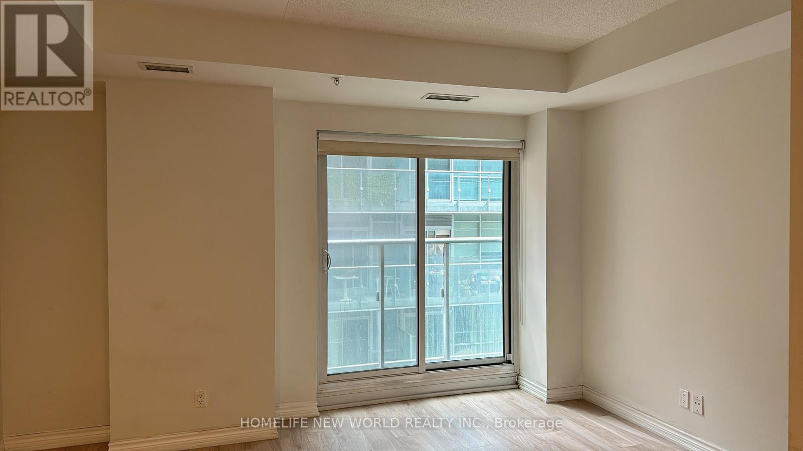 402 - 30 Nelson Street, Toronto, Ontario  M5V 0H5 - Photo 3 - C12707744