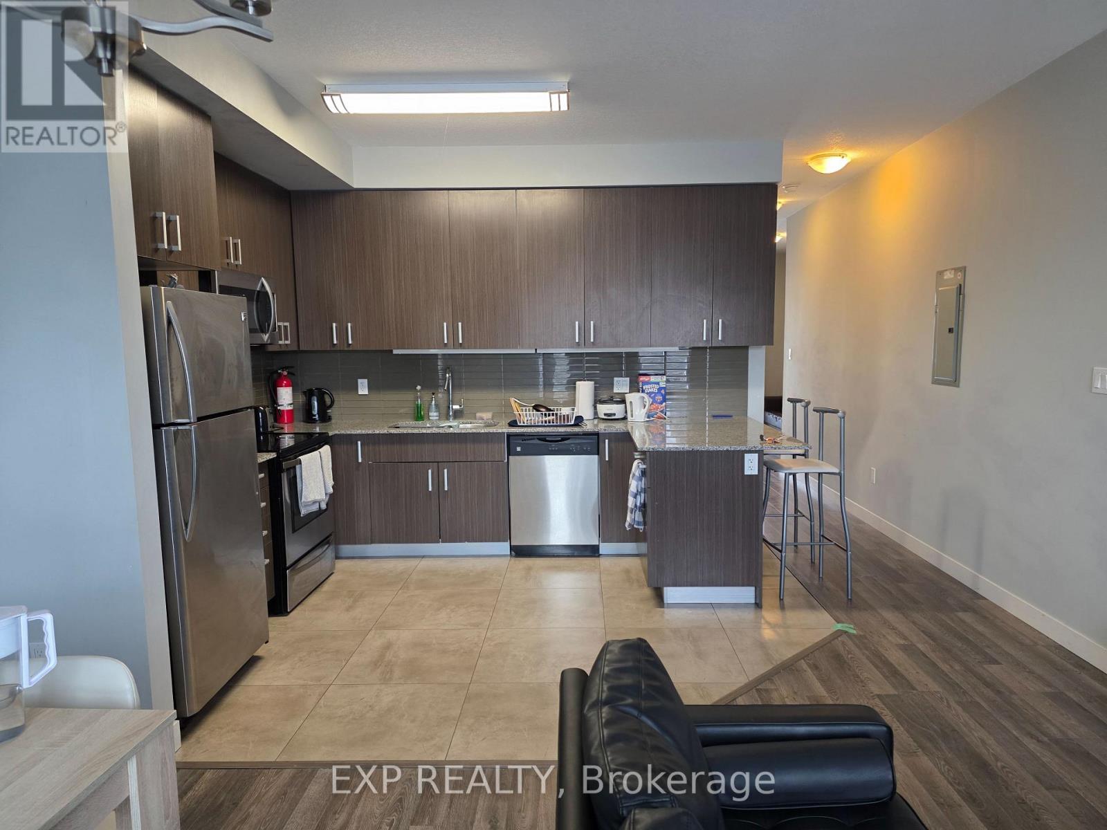 T204 - 62 Balsam Street, Waterloo, Ontario  N2L 3H2 - Photo 5 - X12707750