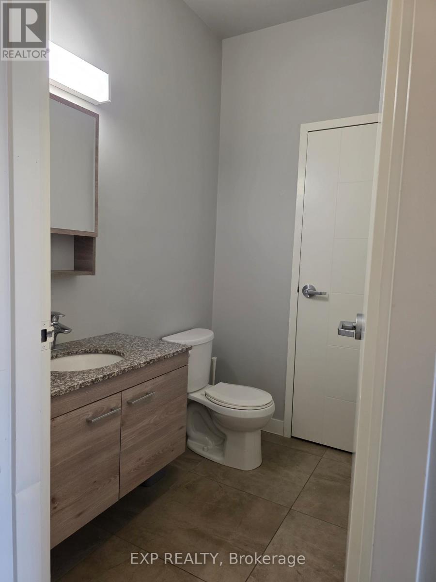 T204 - 62 Balsam Street, Waterloo, Ontario  N2L 3H2 - Photo 6 - X12707750