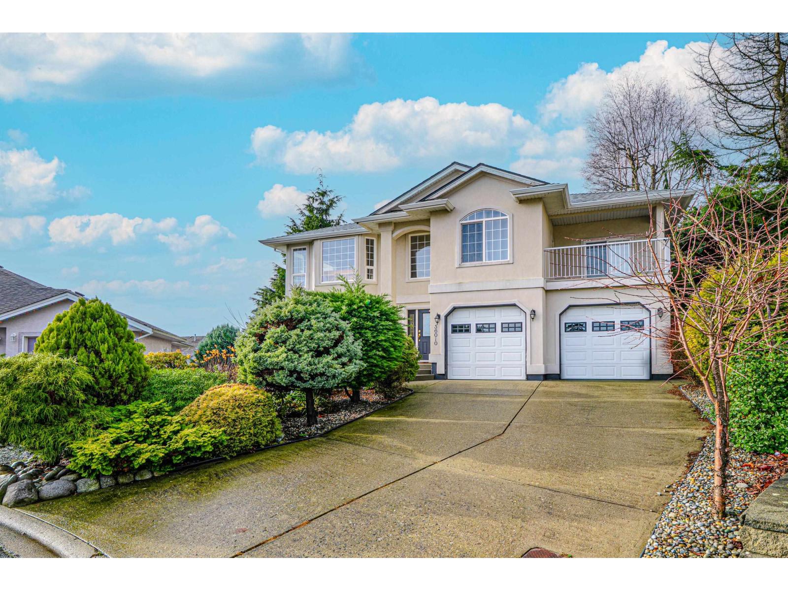 36010 Spyglass Court, Abbotsford, British Columbia  V3G 2W7 - Photo 1 - R3079175