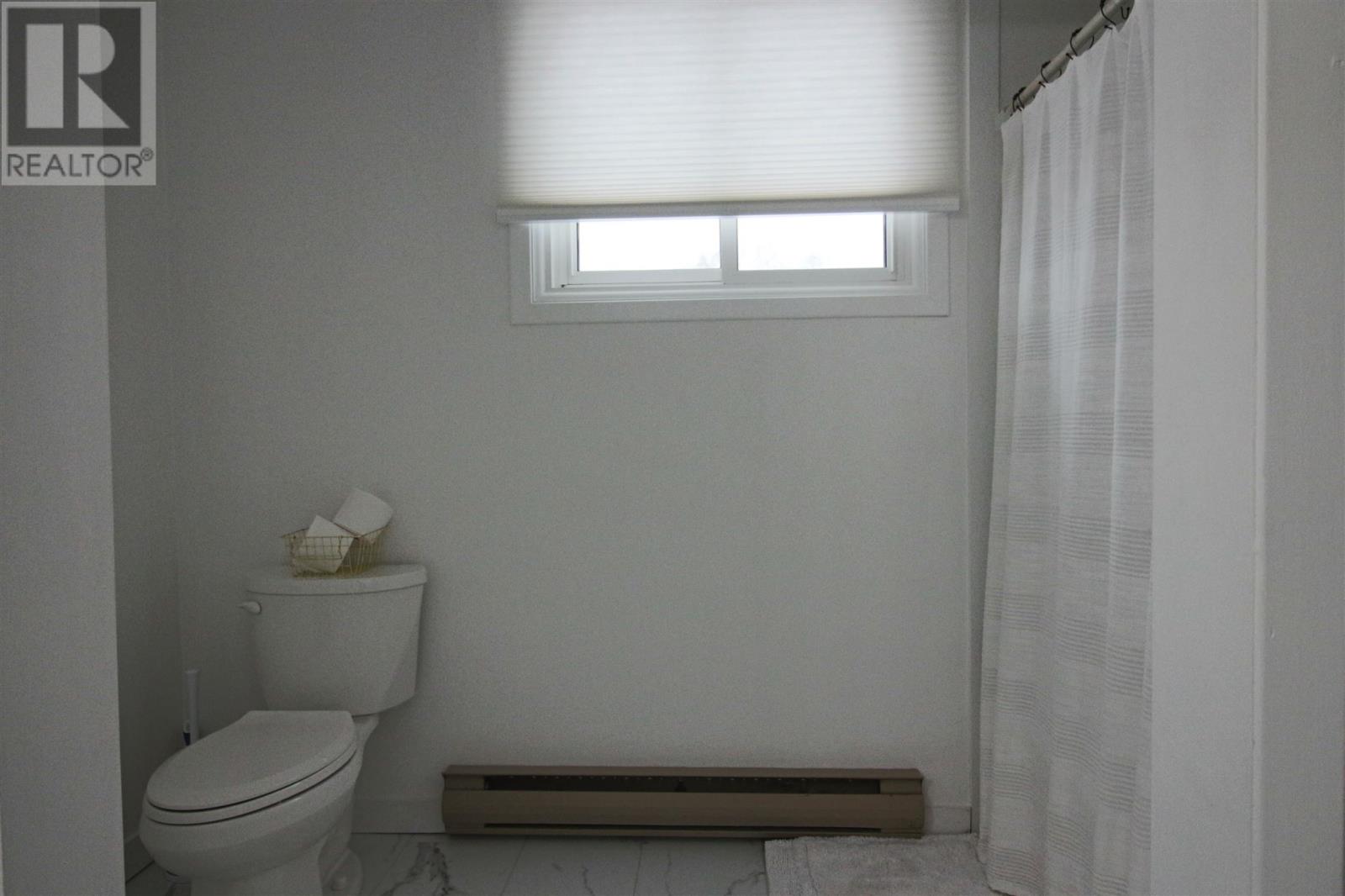 121 Centennial Ave, Sault Ste. Marie, Ontario  P6A 5B2 - Photo 31 - SM260092