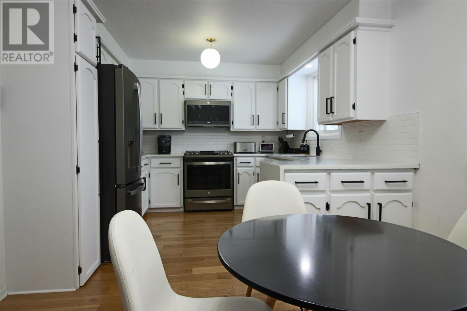 121 Centennial Ave, Sault Ste. Marie, Ontario  P6A 5B2 - Photo 15 - SM260092