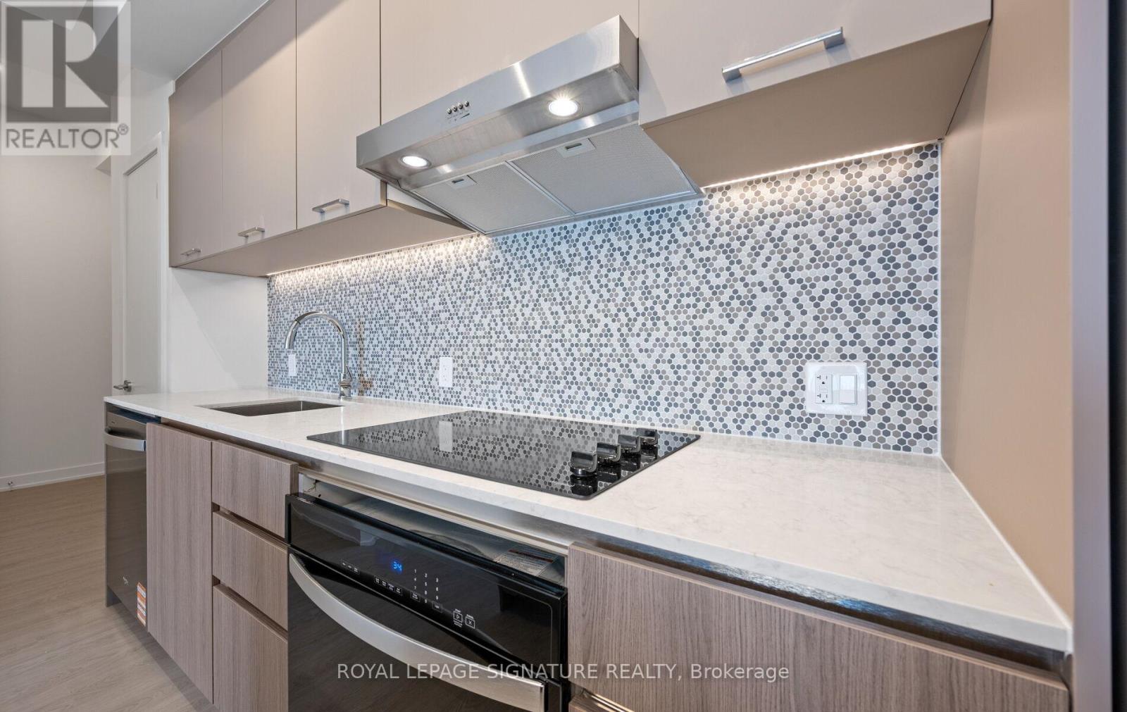 534 - 8188 Yonge Street, Vaughan, Ontario  L4J 1W5 - Photo 11 - N12703724