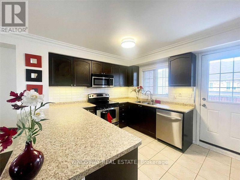 19 Edison Way, Whitby (Taunton North), Ontario  L1R 0M3 - Photo 11 - E12445713