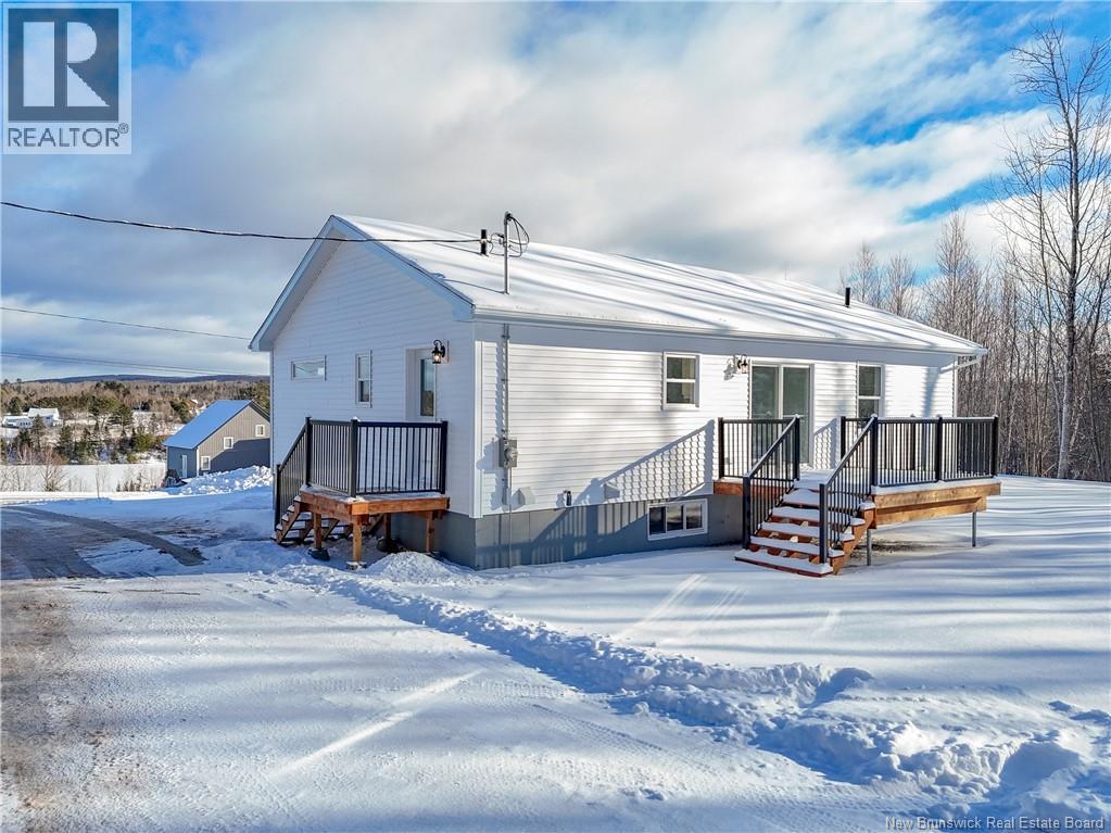 11 Clearview Court, Nackawic, New Brunswick  E6G 0B6 - Photo 4 - NB131897