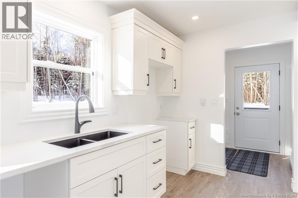 11 Clearview Court, Nackawic, New Brunswick  E6G 0B6 - Photo 9 - NB131897