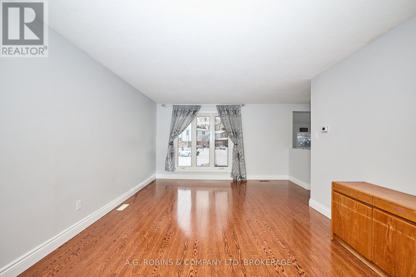 3312 Hannibal Road, Burlington, Ontario  L7M 1R7 - Photo 11 - W12707792