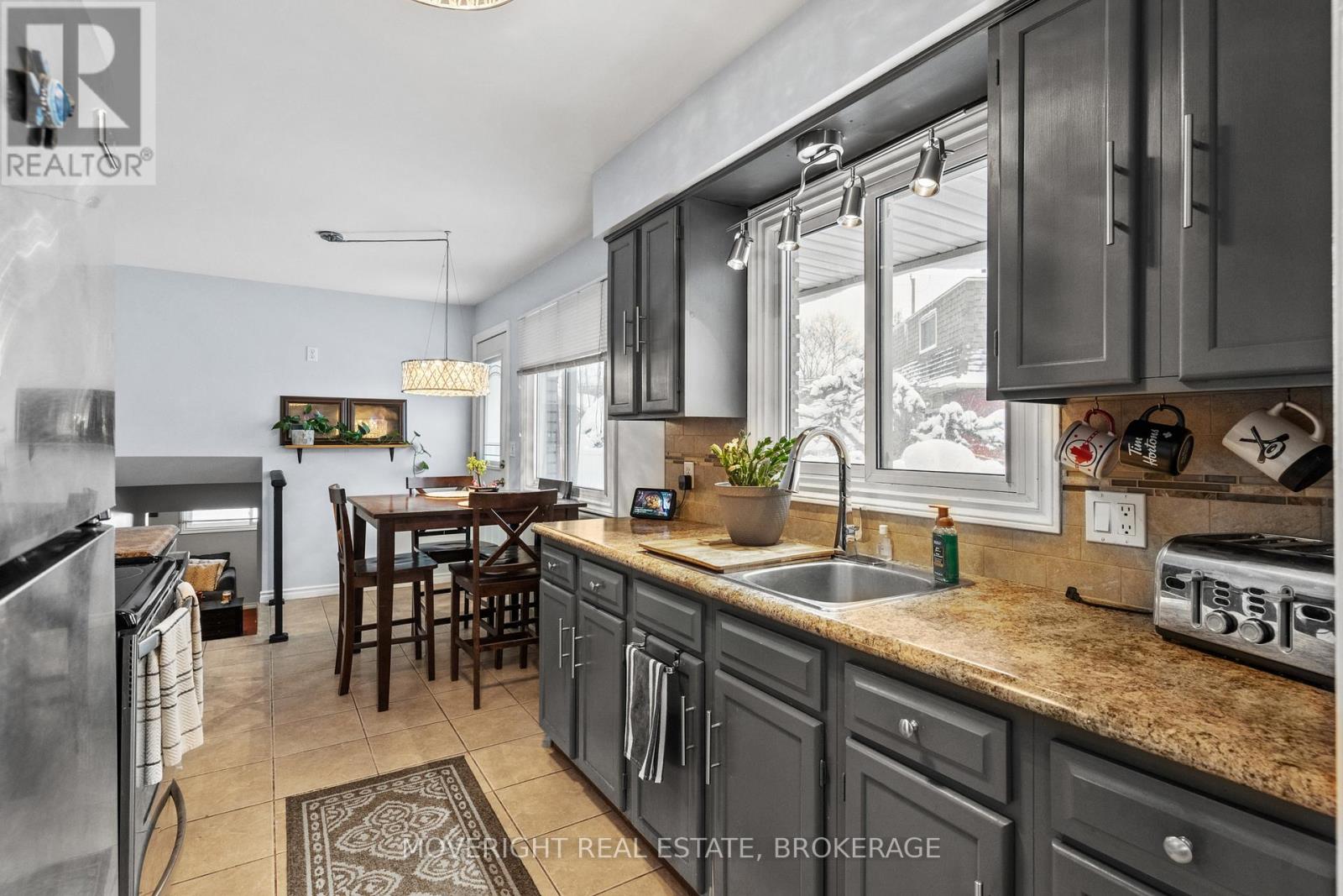 35 Cypress Street, St. Catharines, Ontario  L2N 4L8 - Photo 14 - X12707814