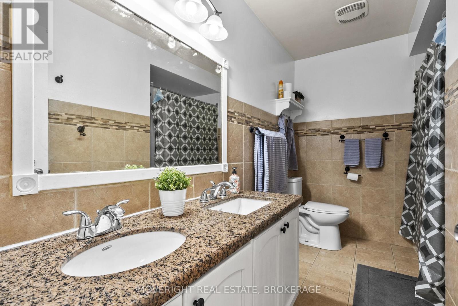 35 Cypress Street, St. Catharines, Ontario  L2N 4L8 - Photo 15 - X12707814