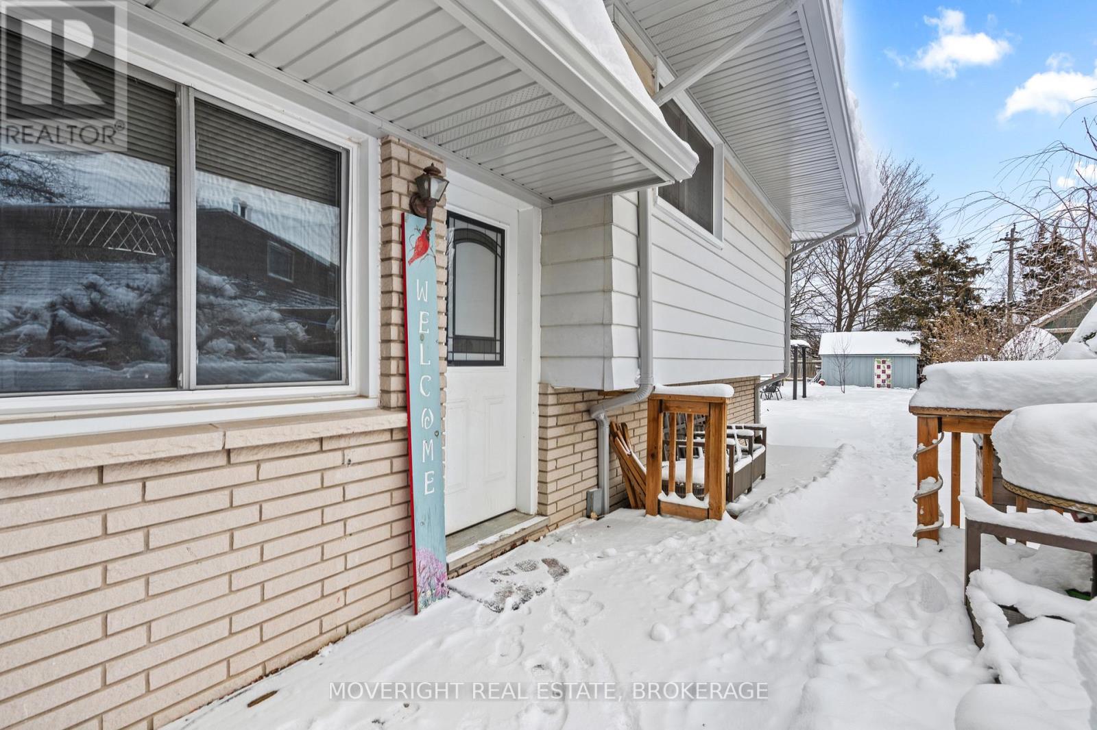 35 Cypress Street, St. Catharines, Ontario  L2N 4L8 - Photo 4 - X12707814