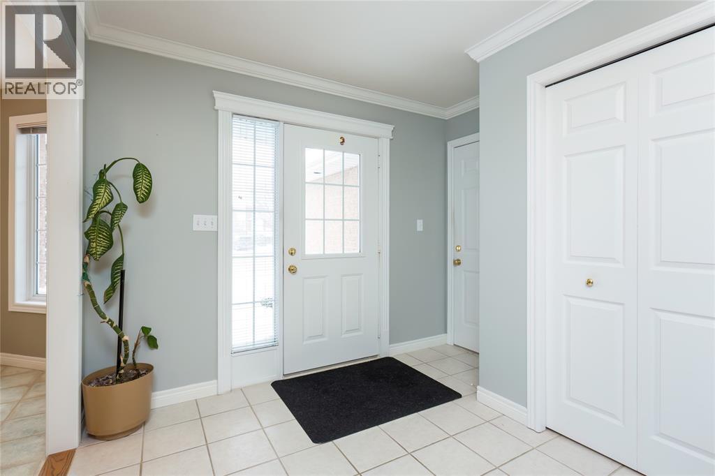 972 Rosedale Avenue, Sarnia, Ontario  N7S 1Z3 - Photo 4 - 26001151