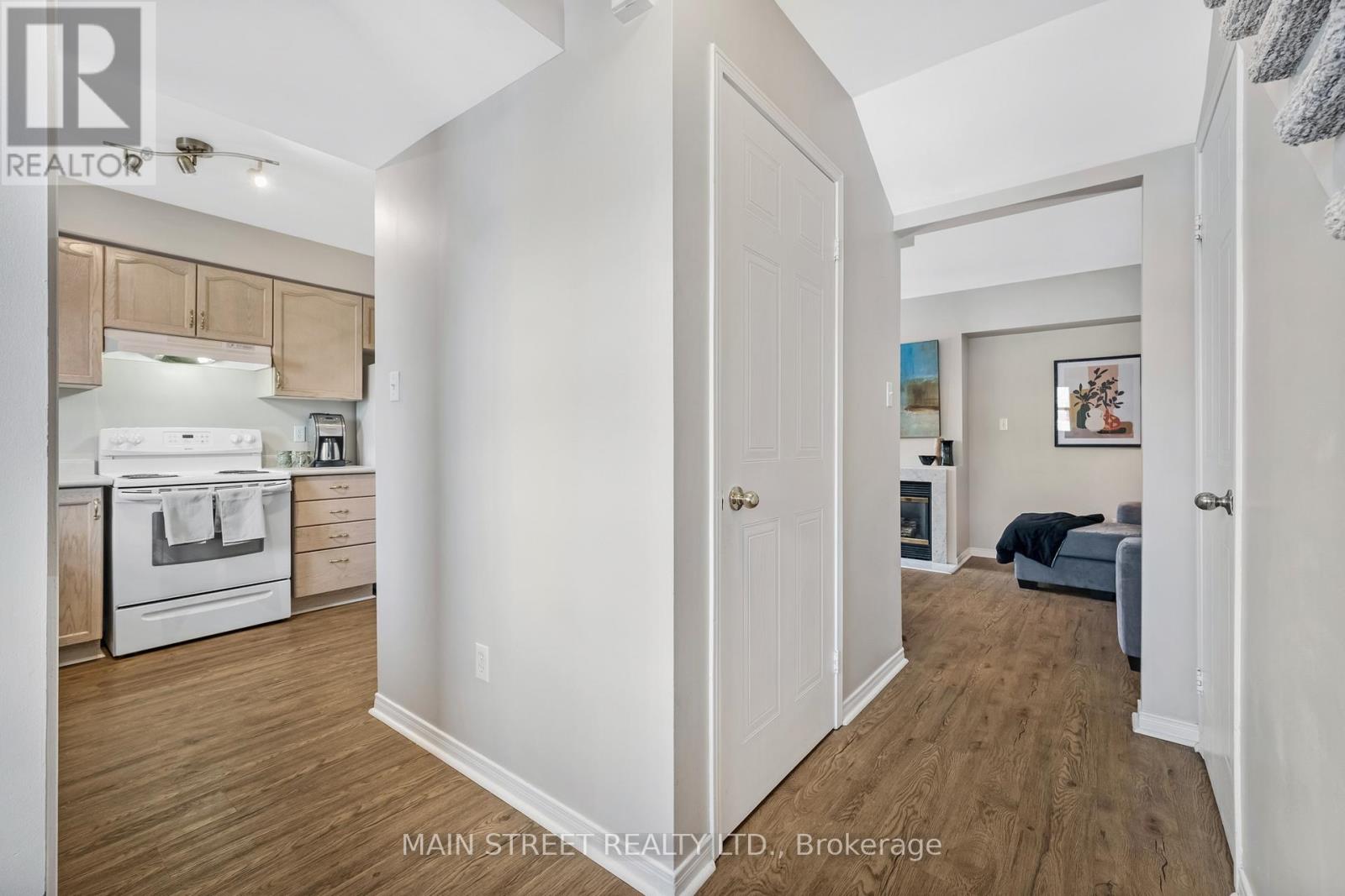 111 - 12455 Ninth Line, Whitchurch-Stouffville, Ontario  L4A 1J3 - Photo 7 - N12707804