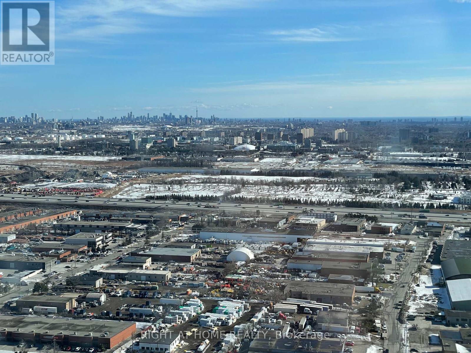 4403 - 2920 Highway 7, Vaughan, Ontario  L4K 0P4 - Photo 8 - N12707808