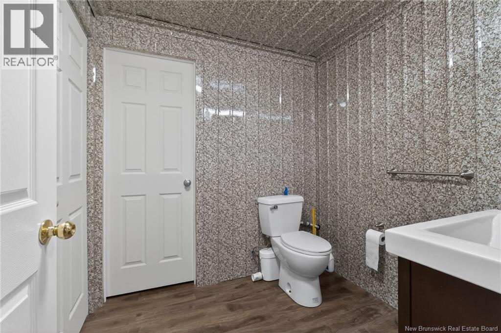 338 Sainte Croix Street, Dieppe, New Brunswick  E1A 1Y7 - Photo 36 - NB132374