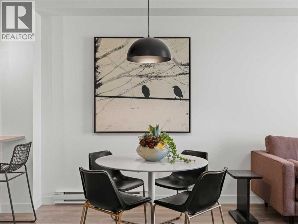 A121, 2026 81 Street Sw, Calgary, Alberta  T3H 3V9 - Photo 4 - A2280100