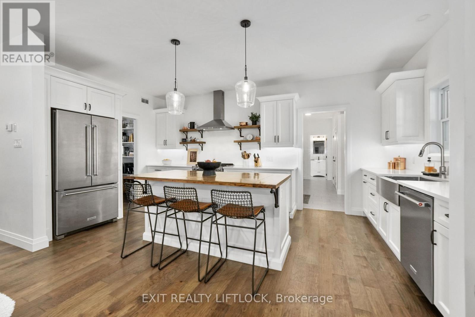 1658 County Road 40, Douro-Dummer, Ontario  K0L 2V0 - Photo 11 - X12707854