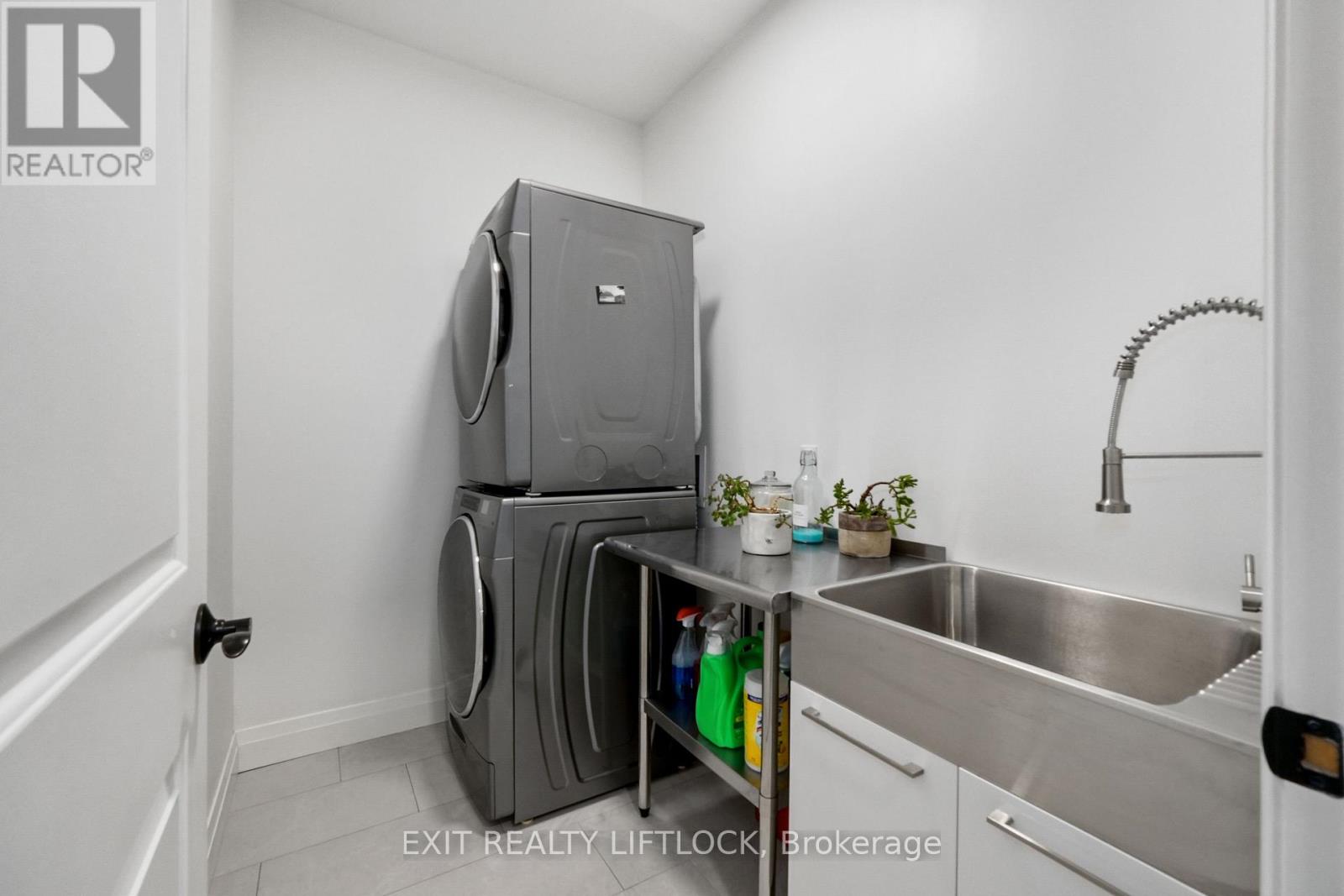 1658 County Road 40, Douro-Dummer, Ontario  K0L 2V0 - Photo 35 - X12707854