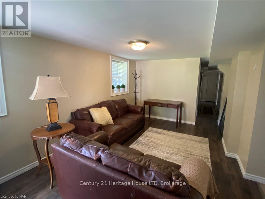 Ground Level - 6042 Culp Street, Niagara Falls (Dorchester), Ontario  L2G 2B7 - Photo 3 - X12707830