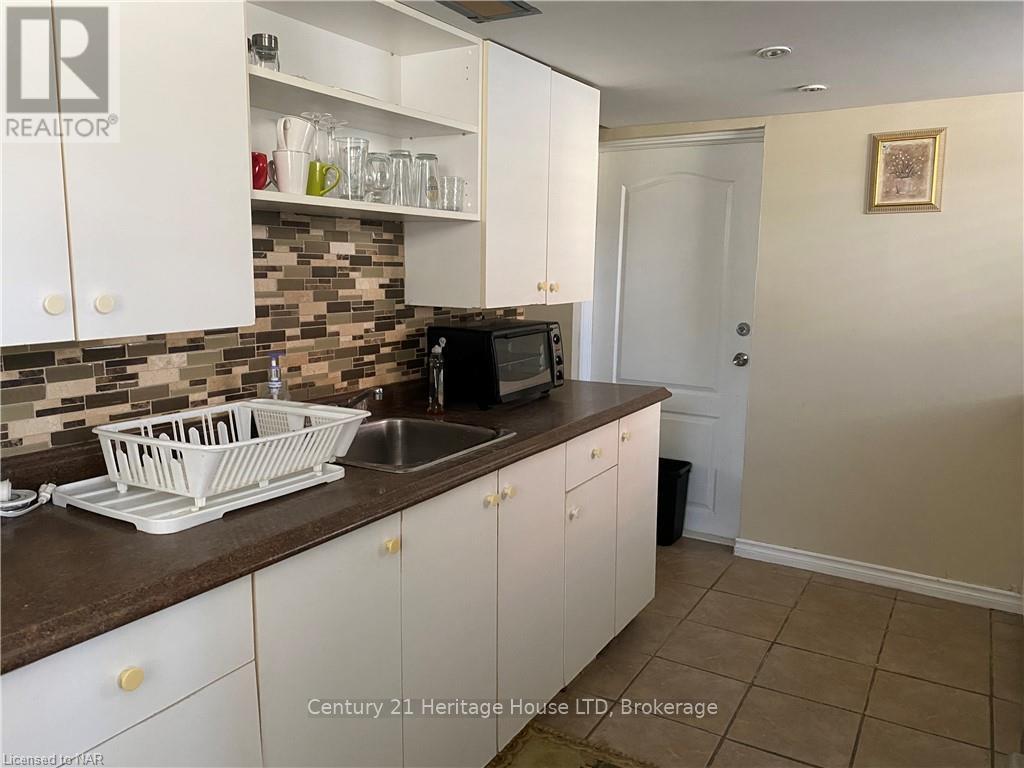 Ground Level - 6042 Culp Street, Niagara Falls (Dorchester), Ontario  L2G 2B7 - Photo 7 - X12707830