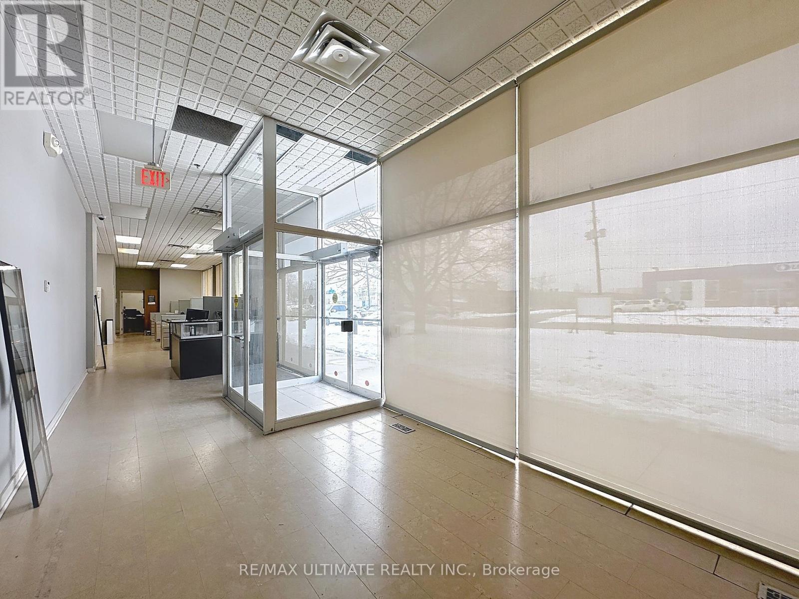 285 Midwest Road, Toronto, Ontario M1P 3A6 - Photo 3 - E12707818