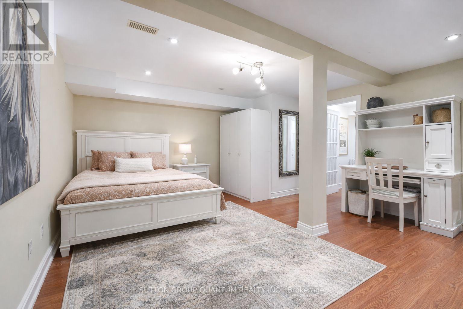 187 Gatwick Drive, Oakville, Ontario  L6H 6T6 - Photo 12 - W12707842