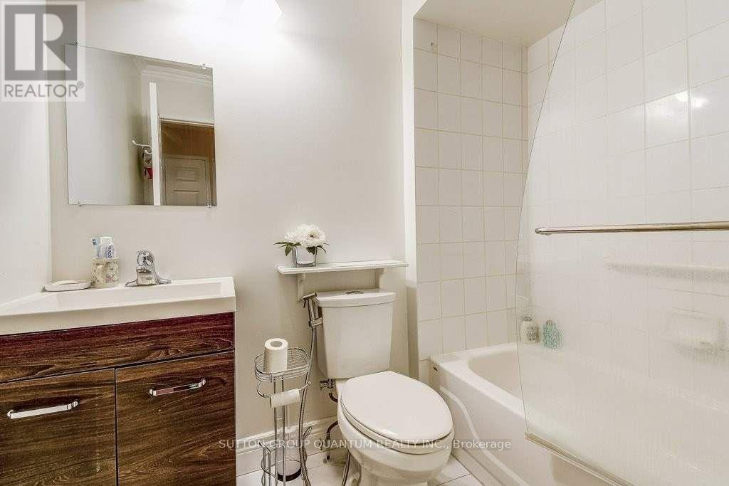 187 Gatwick Drive, Oakville, Ontario  L6H 6T6 - Photo 14 - W12707842