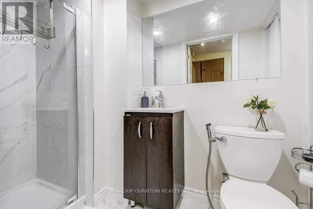 187 Gatwick Drive, Oakville, Ontario  L6H 6T6 - Photo 16 - W12707842