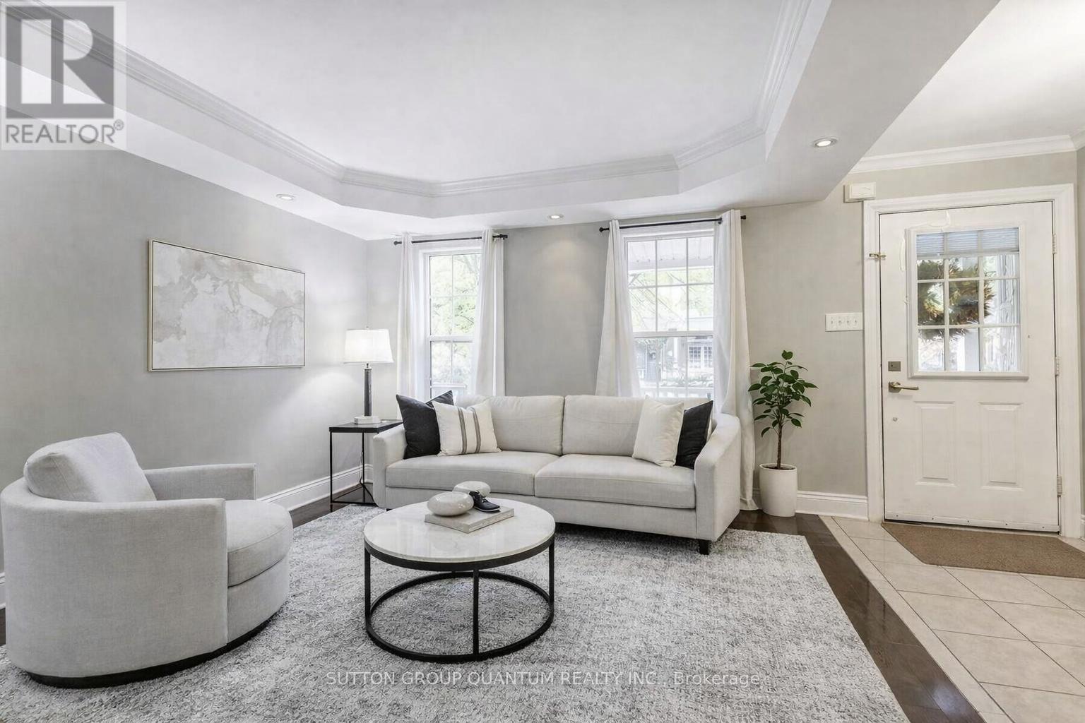 187 Gatwick Drive, Oakville, Ontario  L6H 6T6 - Photo 3 - W12707842