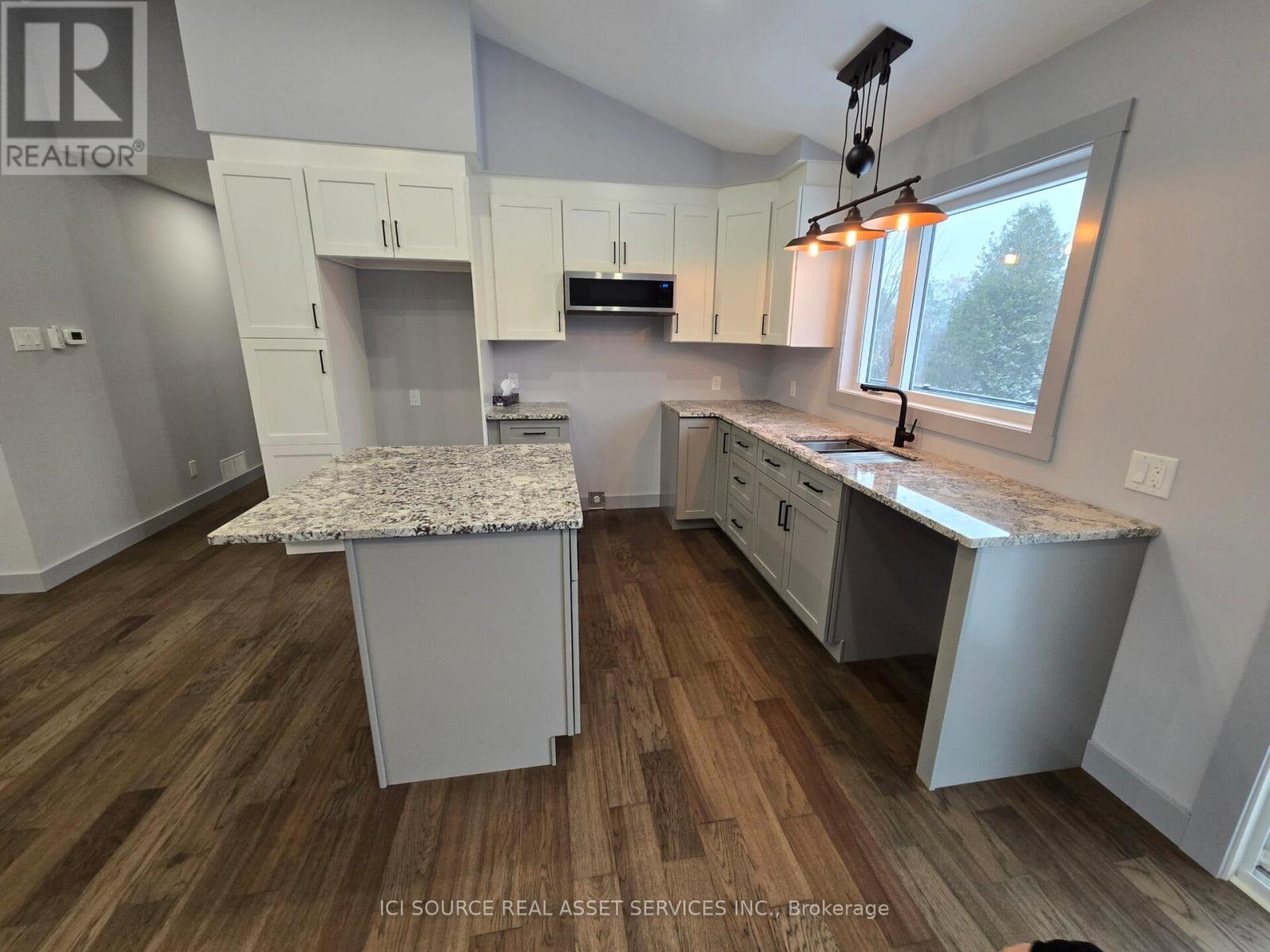 7367 Roger Stevens Drive, Montague, Ontario  K7A 4S6 - Photo 6 - X12707852