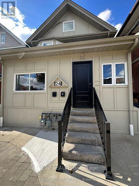 UPPER - 24 ST CLAIR GARDENS, Toronto, Ontario