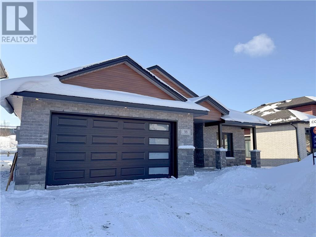 33 Teravista Way, Sudbury, Ontario  P3E 0H9 - Photo 1 - 2125285