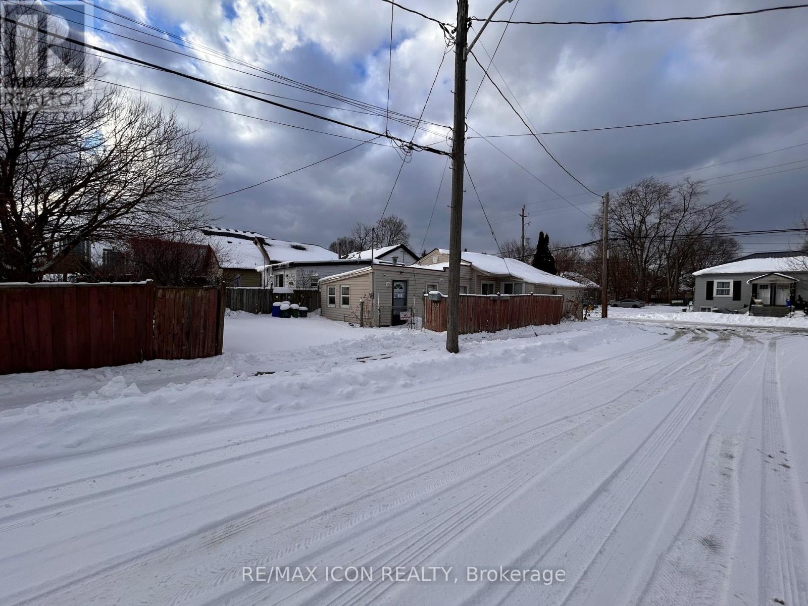 565 South Street, London East, Ontario  N6B 1C5 - Photo 11 - X12707874