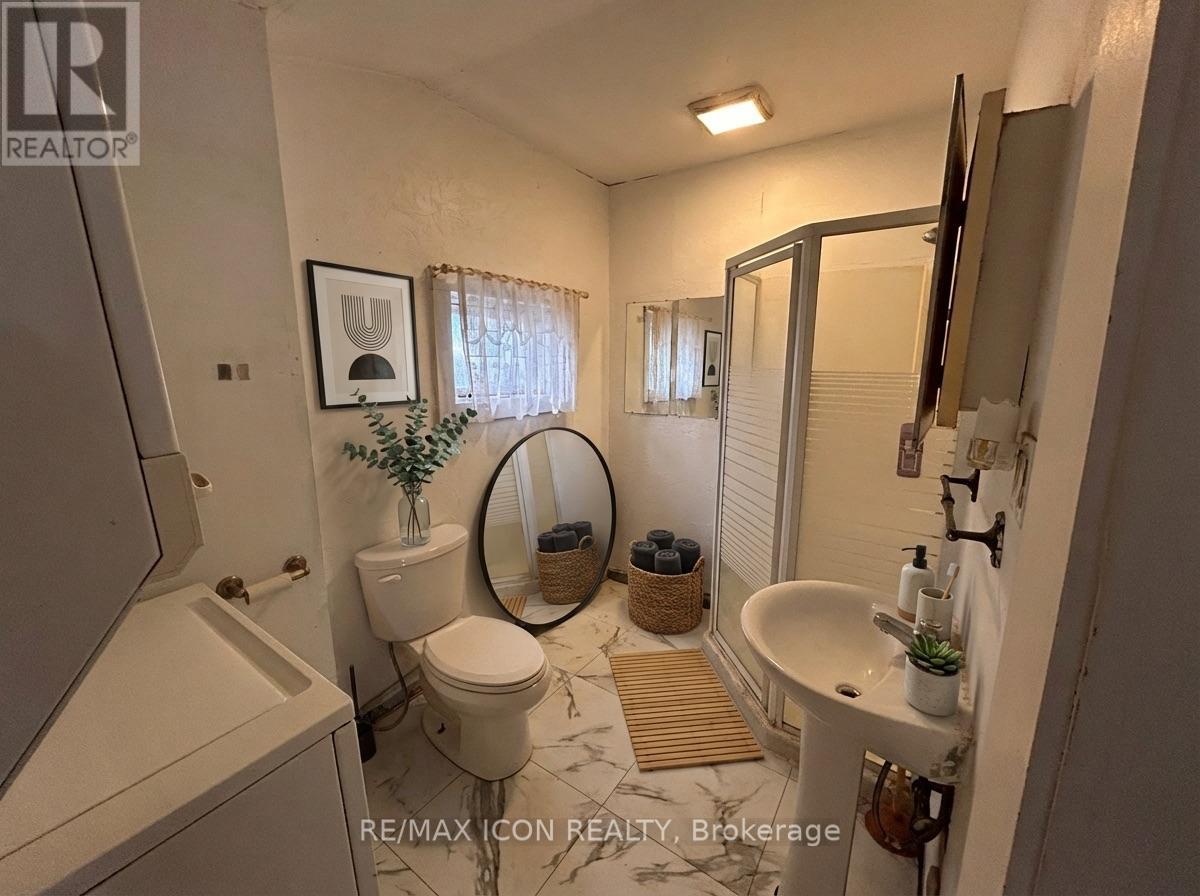 565 South Street, London East, Ontario  N6B 1C5 - Photo 8 - X12707874