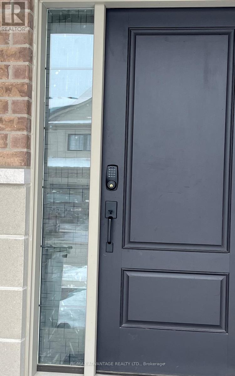 107 Cortland Terrace, St. Thomas, Ontario  N5R 0P8 - Photo 3 - X12707892