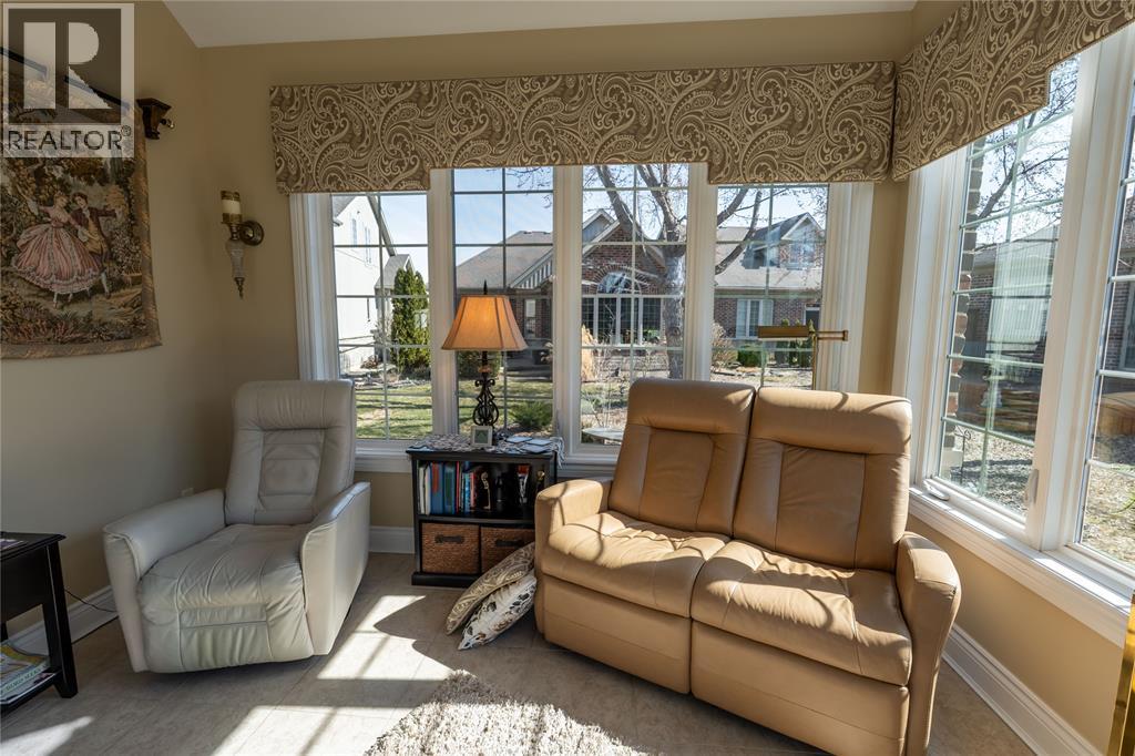 6746 St Andrews Circle, Plympton-Wyoming, Ontario  N0N 1E0 - Photo 16 - 26000834