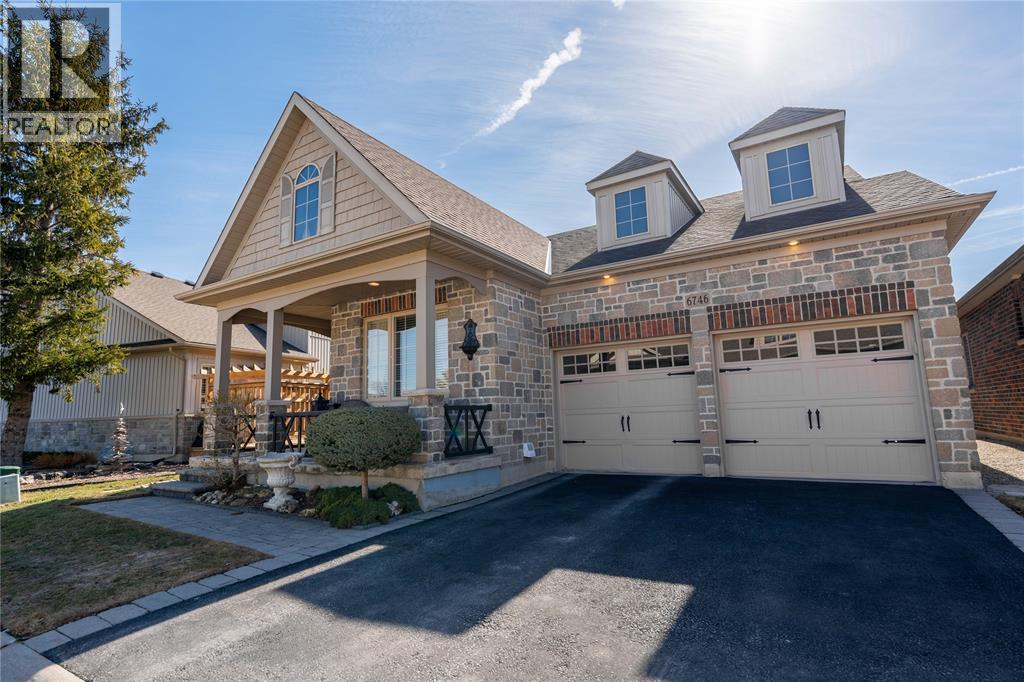 6746 St Andrews Circle, Plympton-Wyoming, Ontario  N0N 1E0 - Photo 2 - 26000834