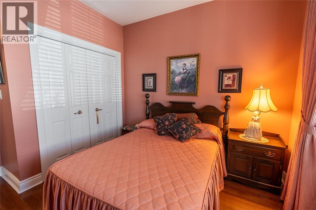 6746 St Andrews Circle, Plympton-Wyoming, Ontario  N0N 1E0 - Photo 23 - 26000834