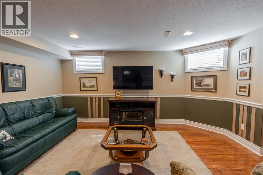 6746 St Andrews Circle, Plympton-Wyoming, Ontario  N0N 1E0 - Photo 27 - 26000834