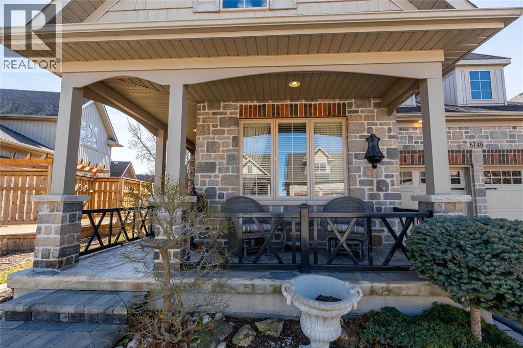 6746 St Andrews Circle, Plympton-Wyoming, Ontario  N0N 1E0 - Photo 3 - 26000834