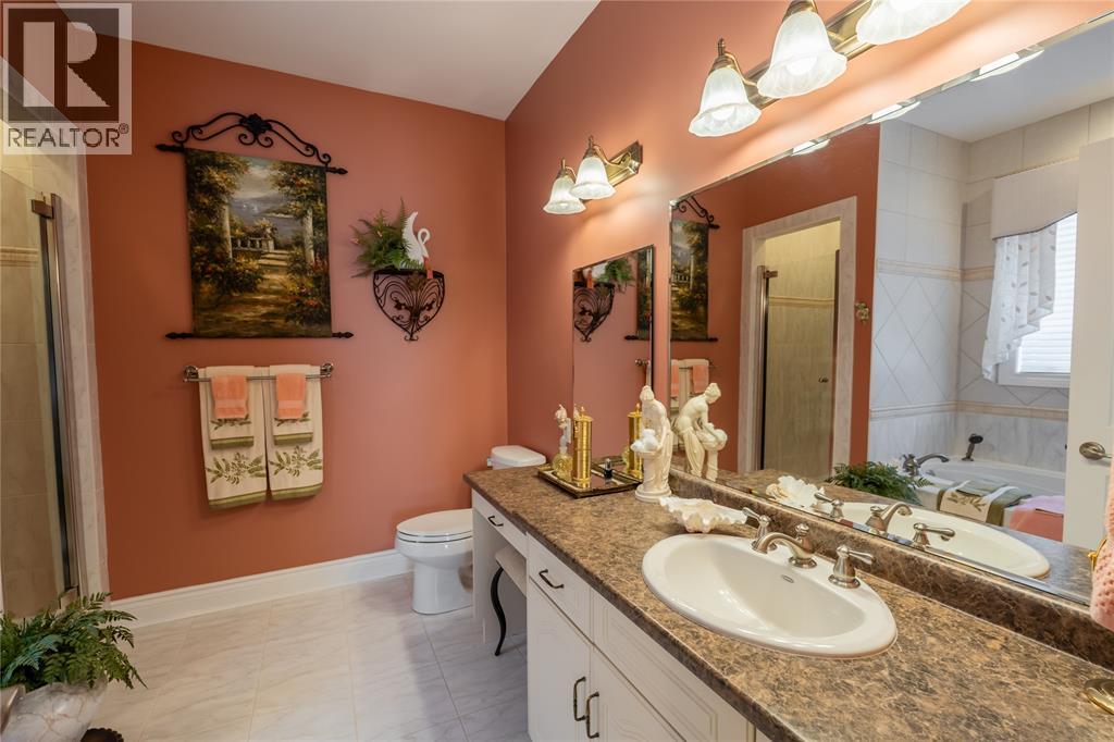 6746 St Andrews Circle, Plympton-Wyoming, Ontario  N0N 1E0 - Photo 20 - 26000831