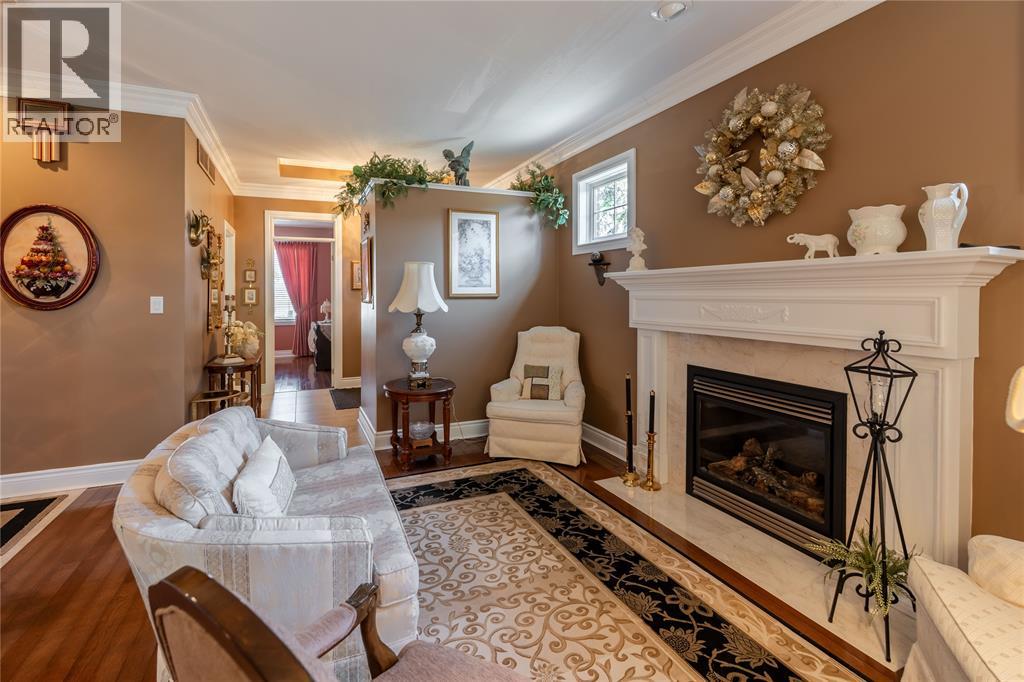 6746 St Andrews Circle, Plympton-Wyoming, Ontario  N0N 1E0 - Photo 8 - 26000831